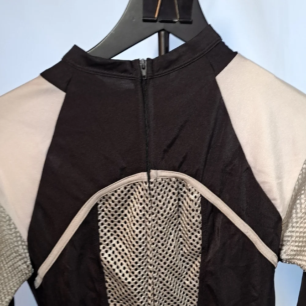Chic Black and White Women's Jumpsuit - Picture 10 of 12